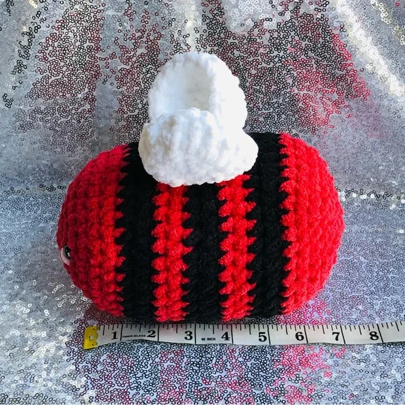 Handmade Plushie Bumblebee - Picture 13 of 15